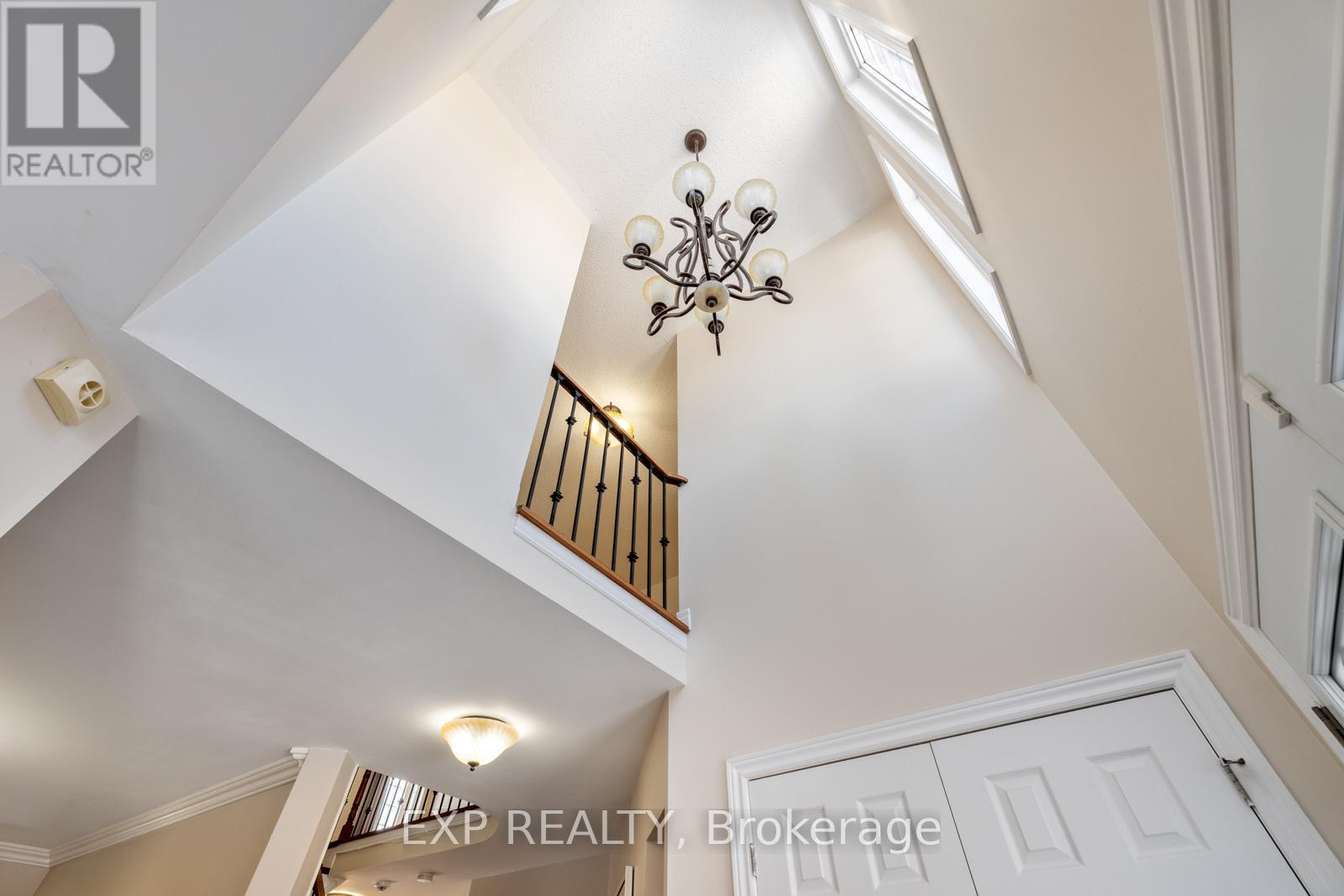 81 FARTHINGALE CRESCENT - 12