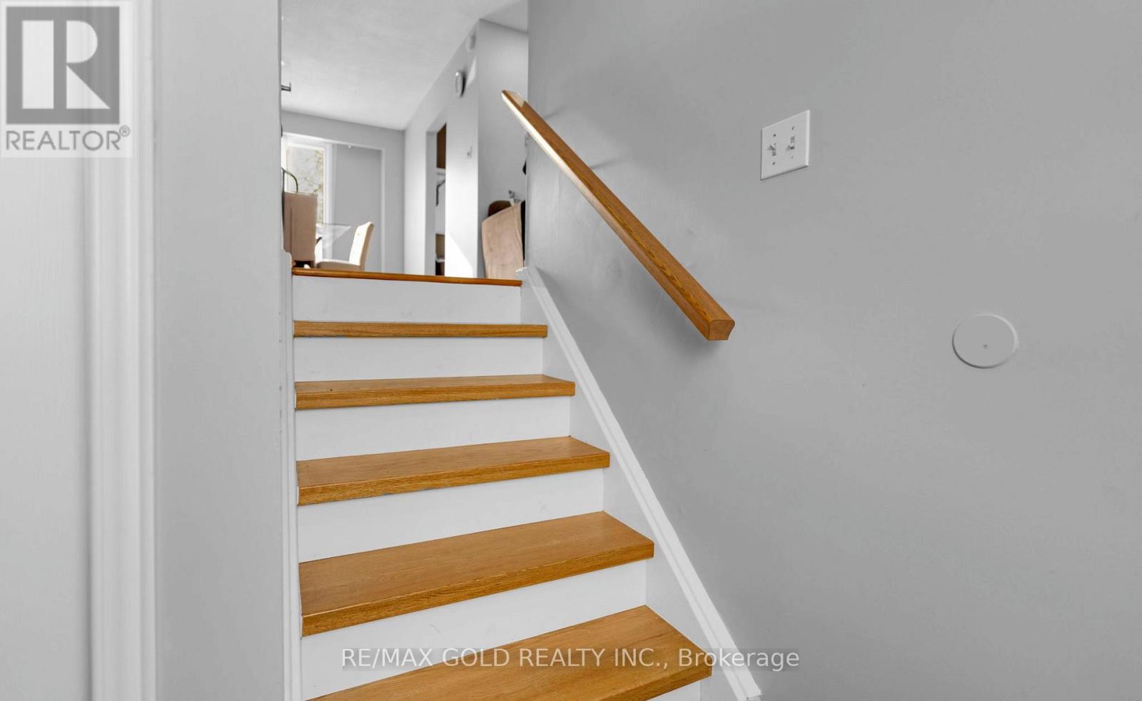 18 PETERSON COURT - 6