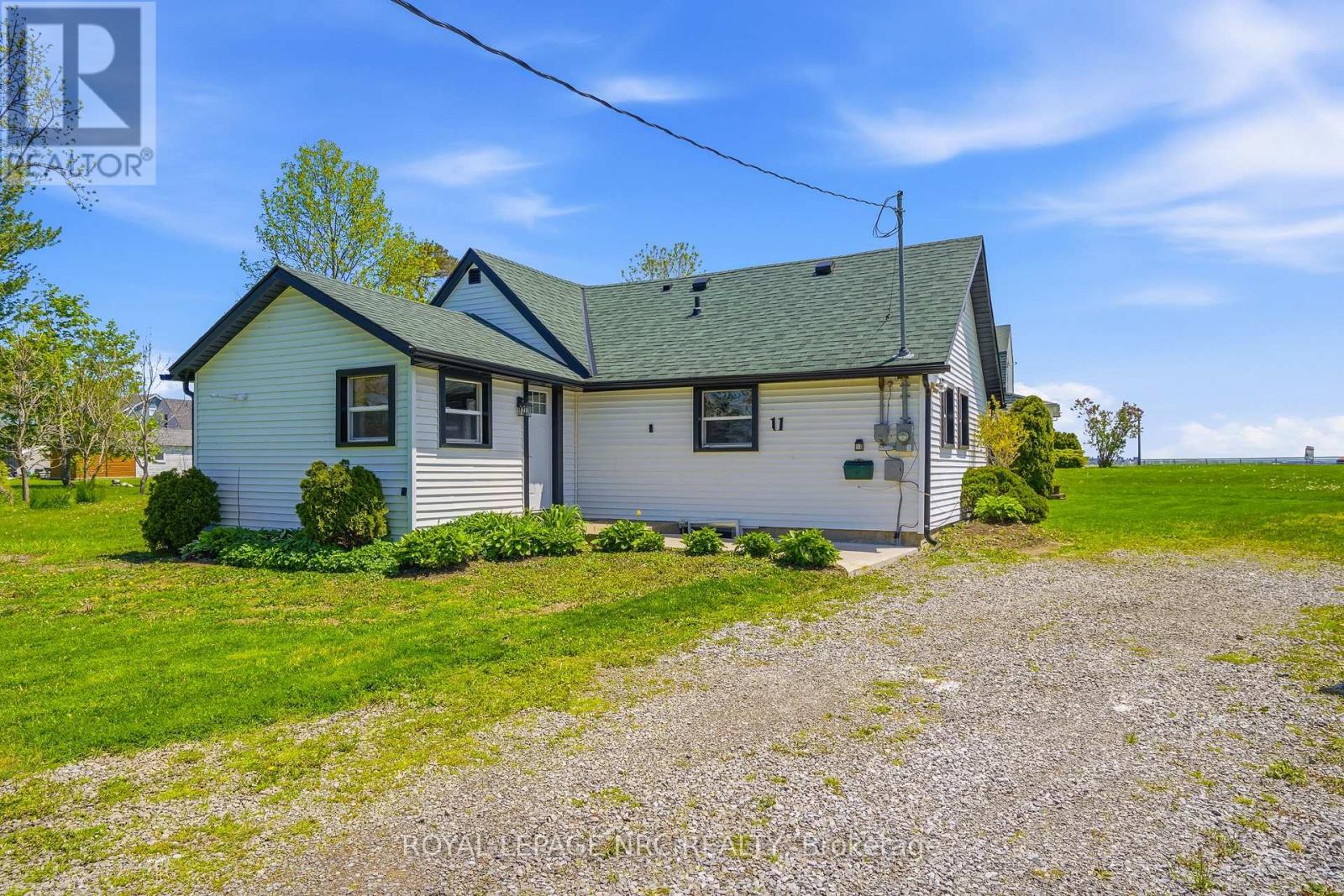 11 WHITE AVENUE - 3