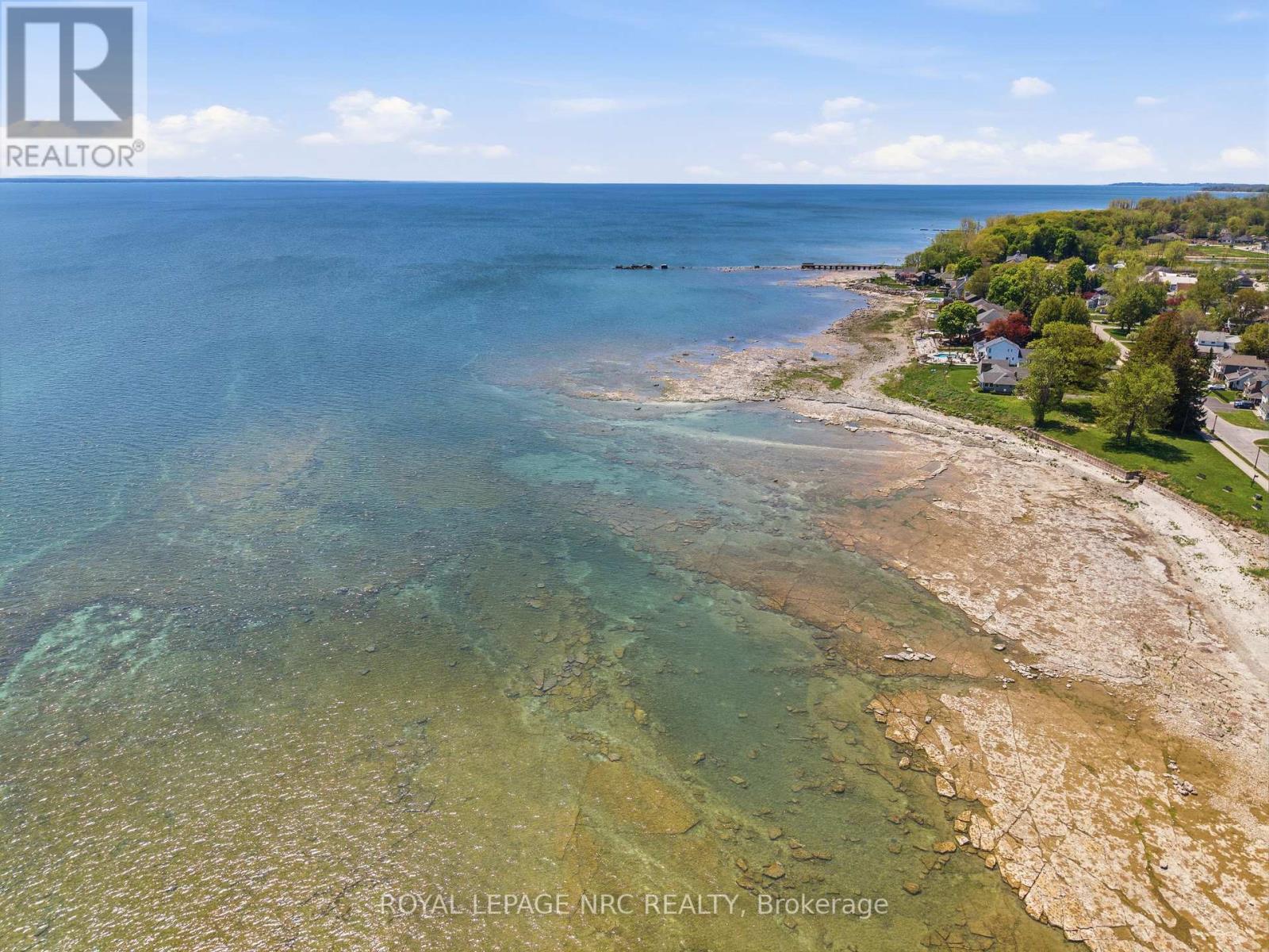 11 WHITE AVENUE - 13