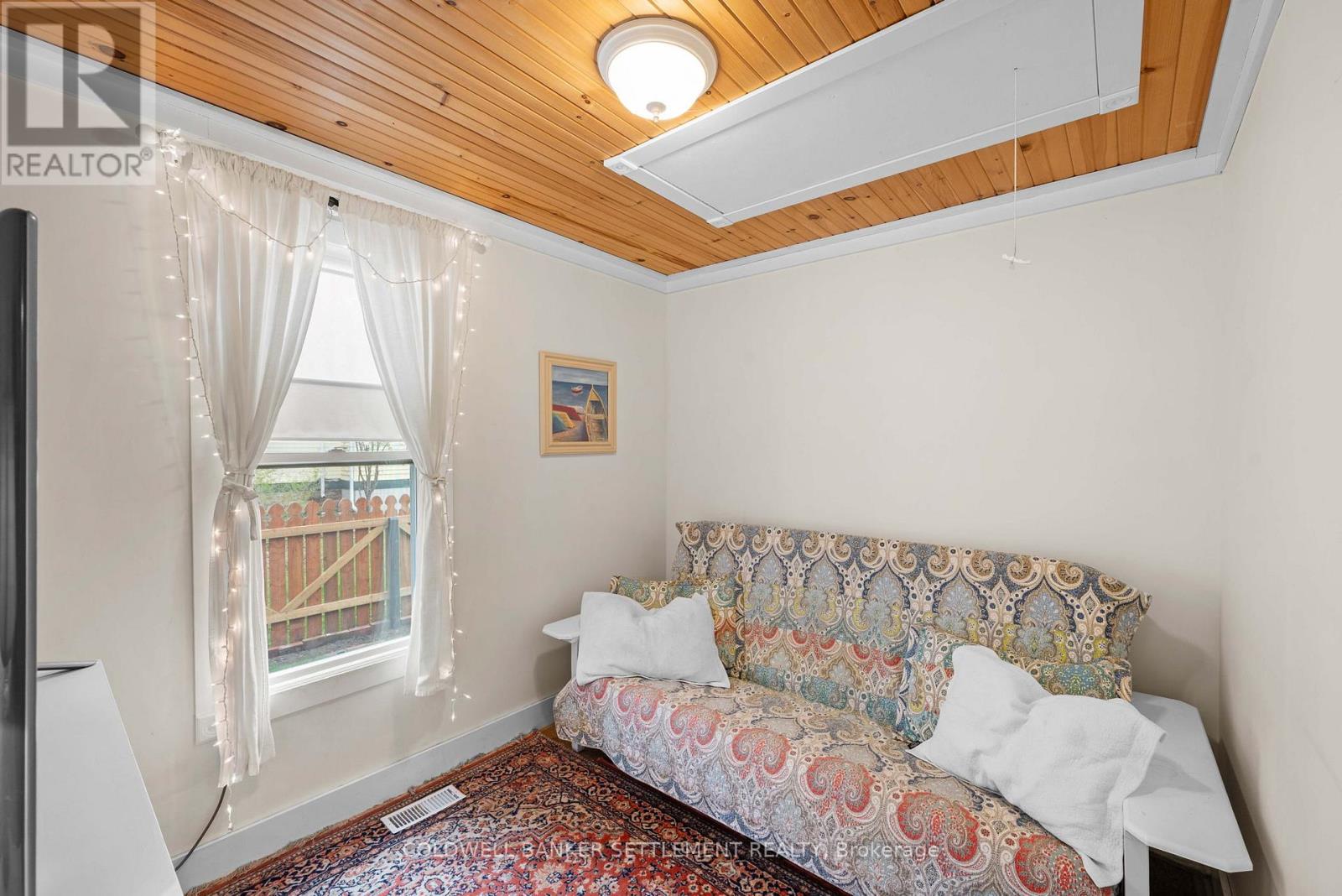 3 D'ARCY STREET - 22