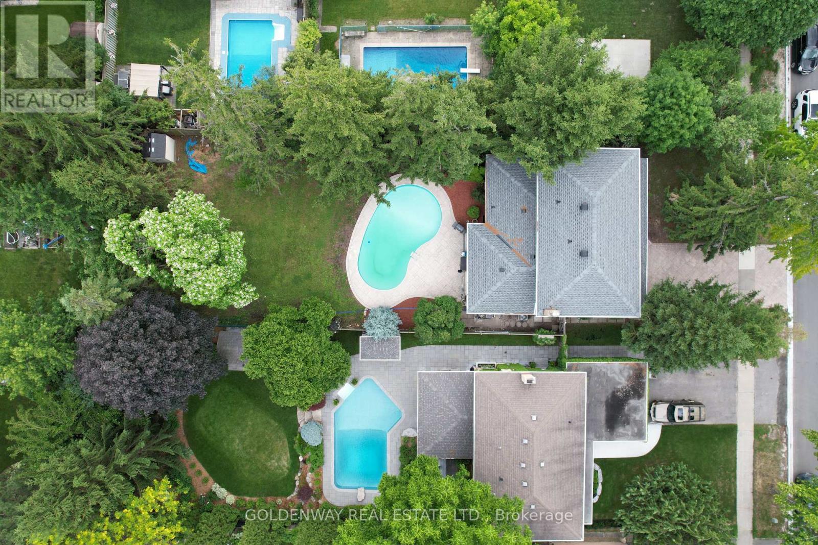 3 SIR LANCELOT DRIVE - 48