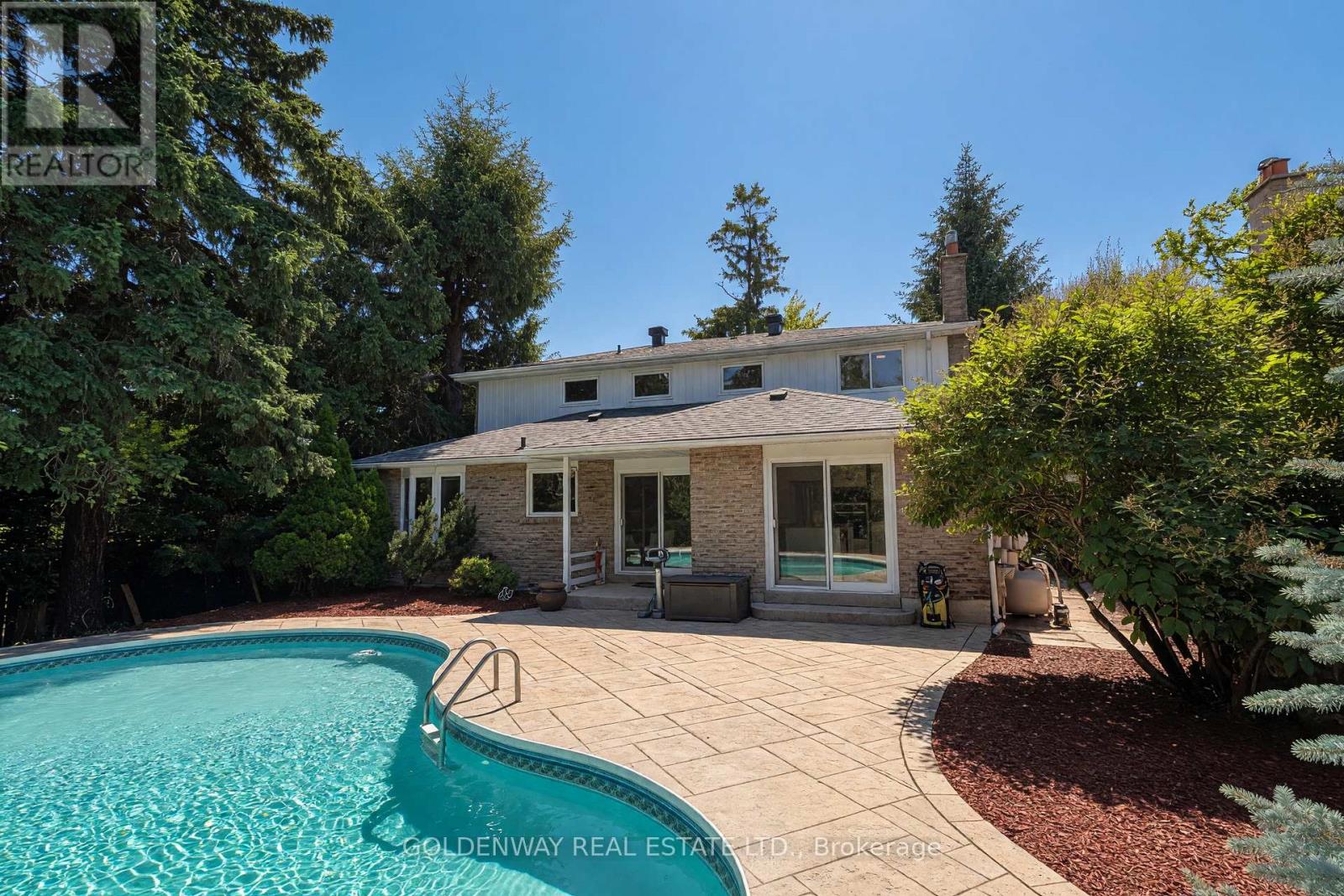 3 SIR LANCELOT DRIVE - 45
