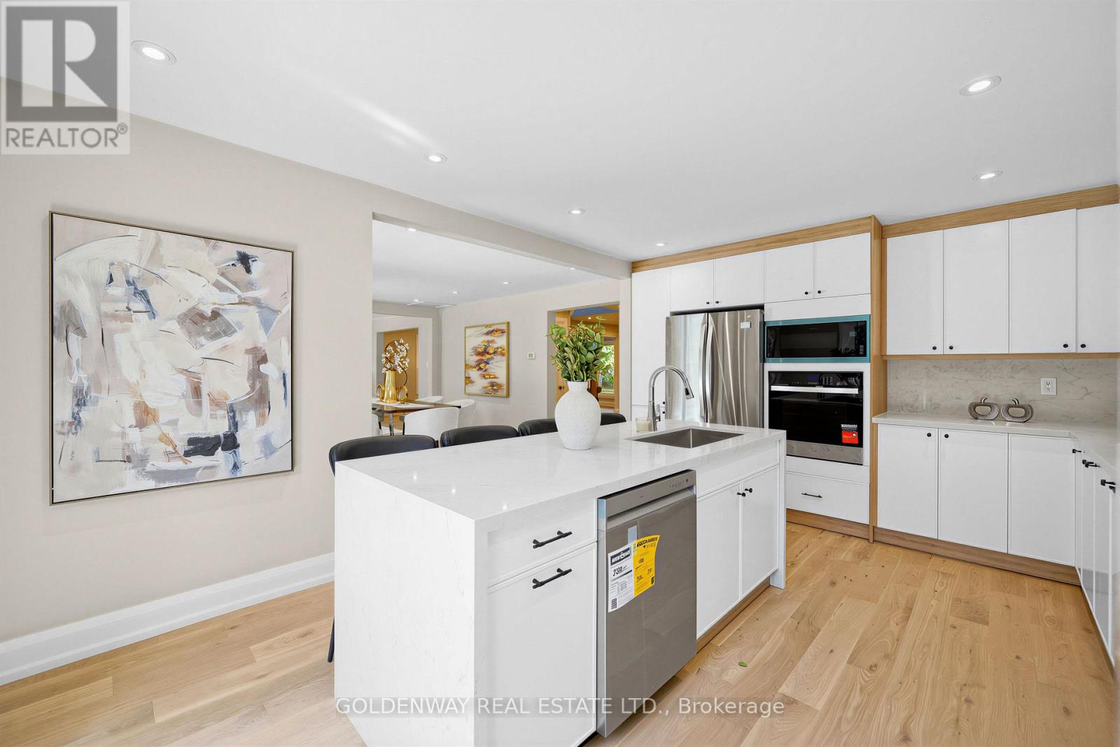 3 SIR LANCELOT DRIVE - 18
