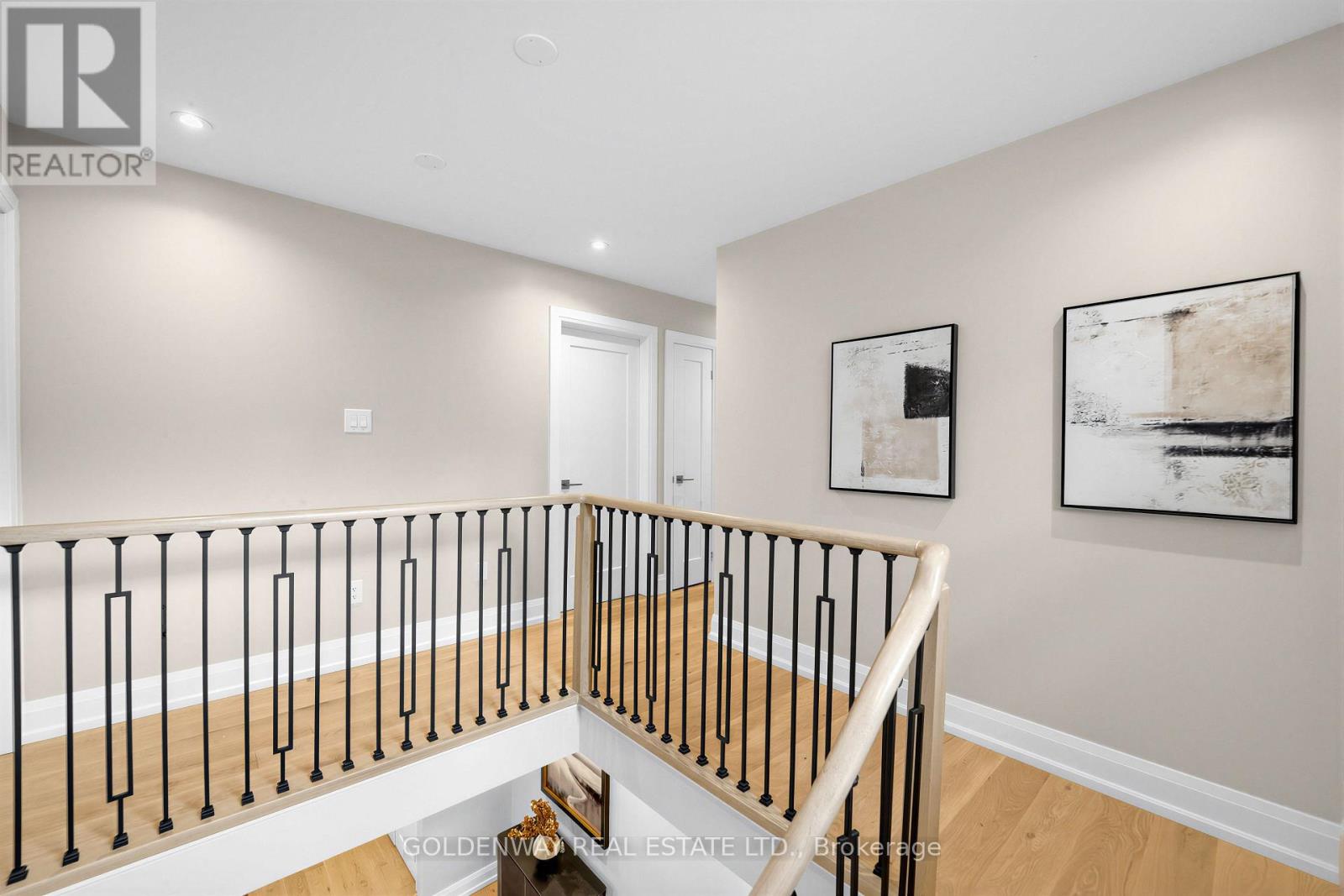 3 SIR LANCELOT DRIVE - 24