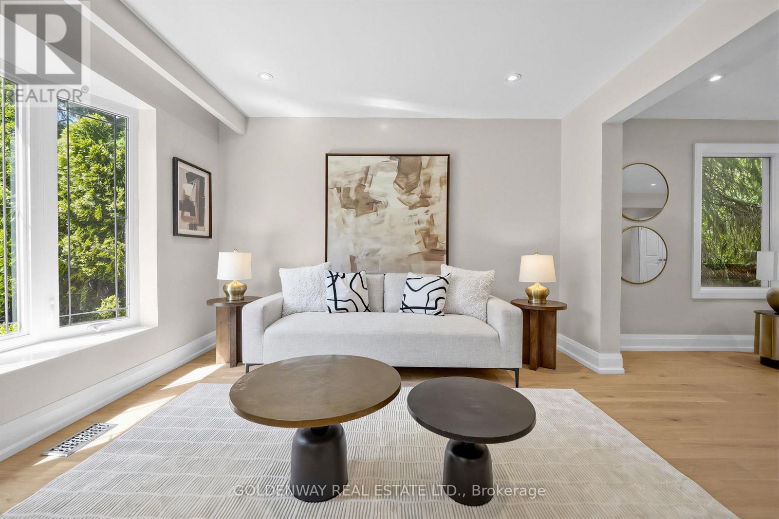 3 SIR LANCELOT DRIVE - 21