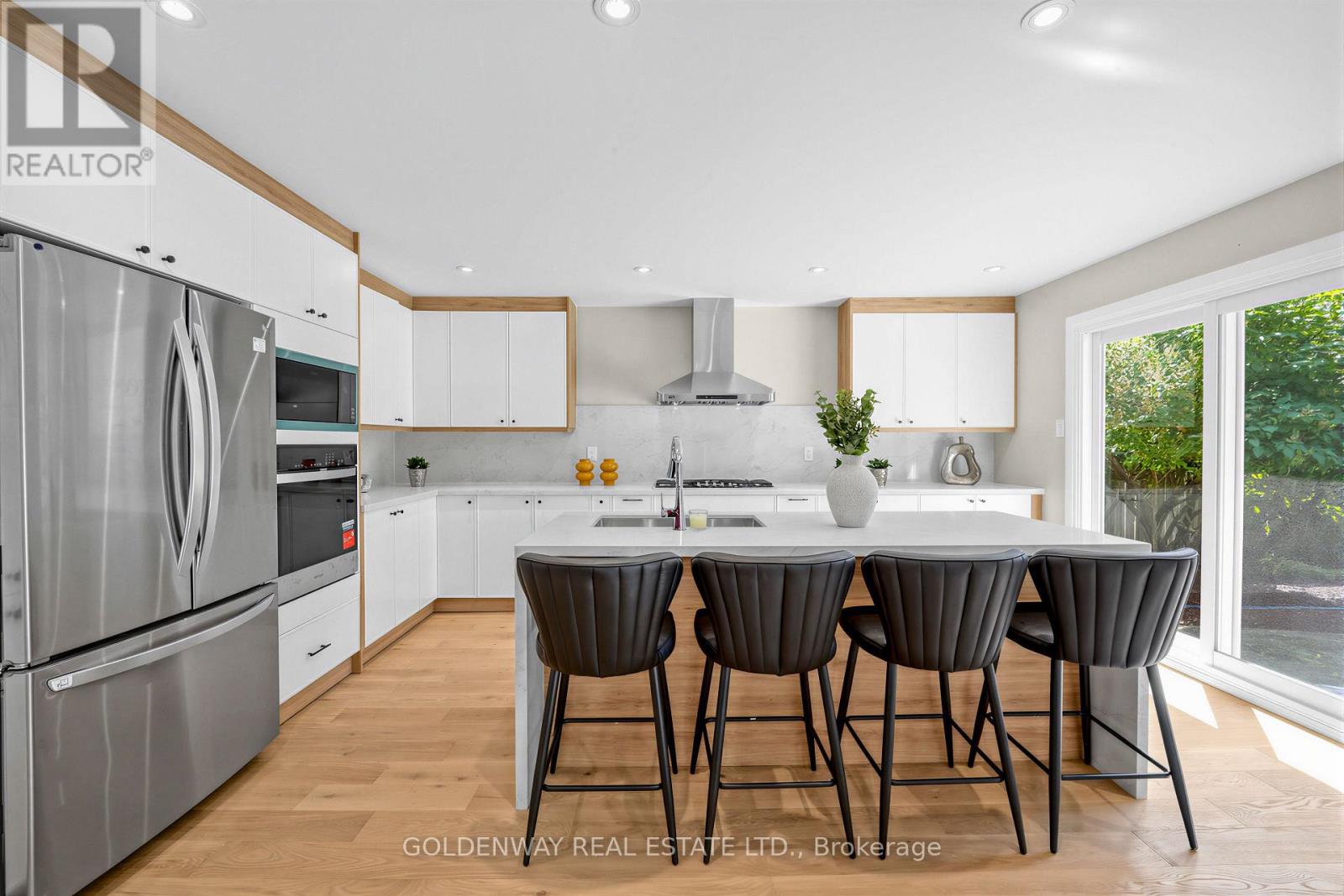 3 SIR LANCELOT DRIVE - 16
