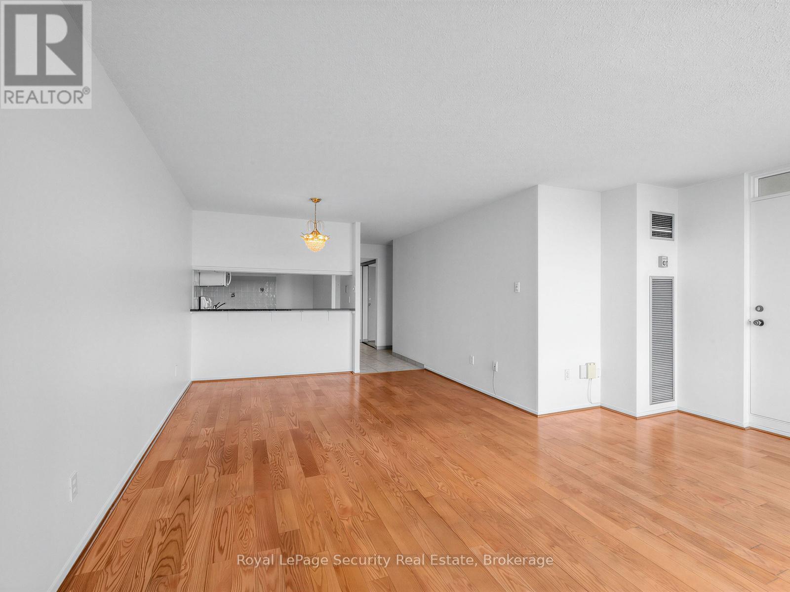 #1702 10 MARTHA EATON WAY - 11