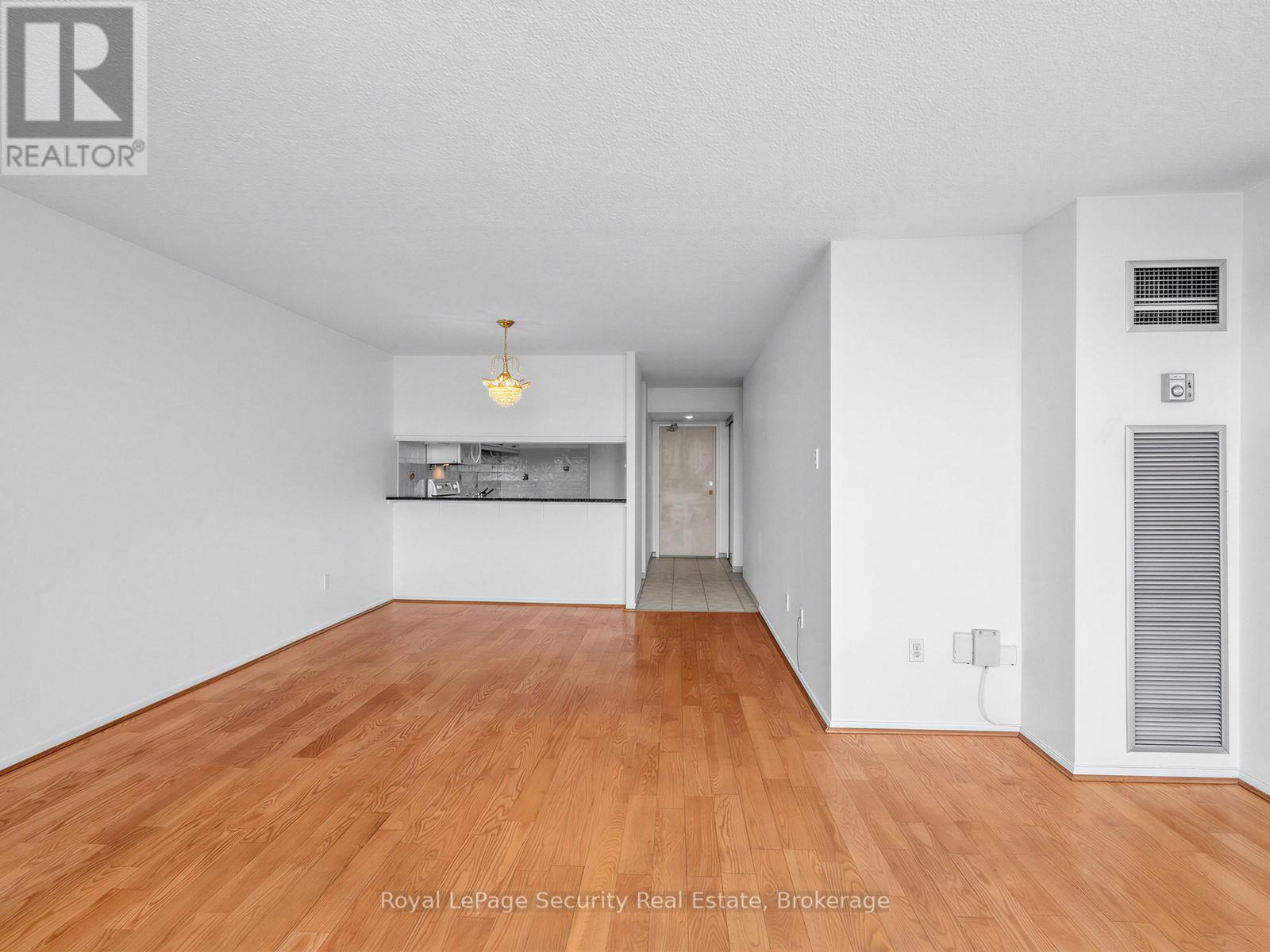 #1702 10 MARTHA EATON WAY - 12