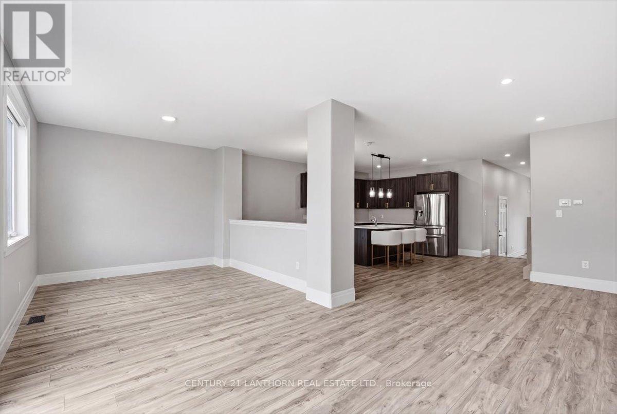 75 MARKLAND AVENUE - 12