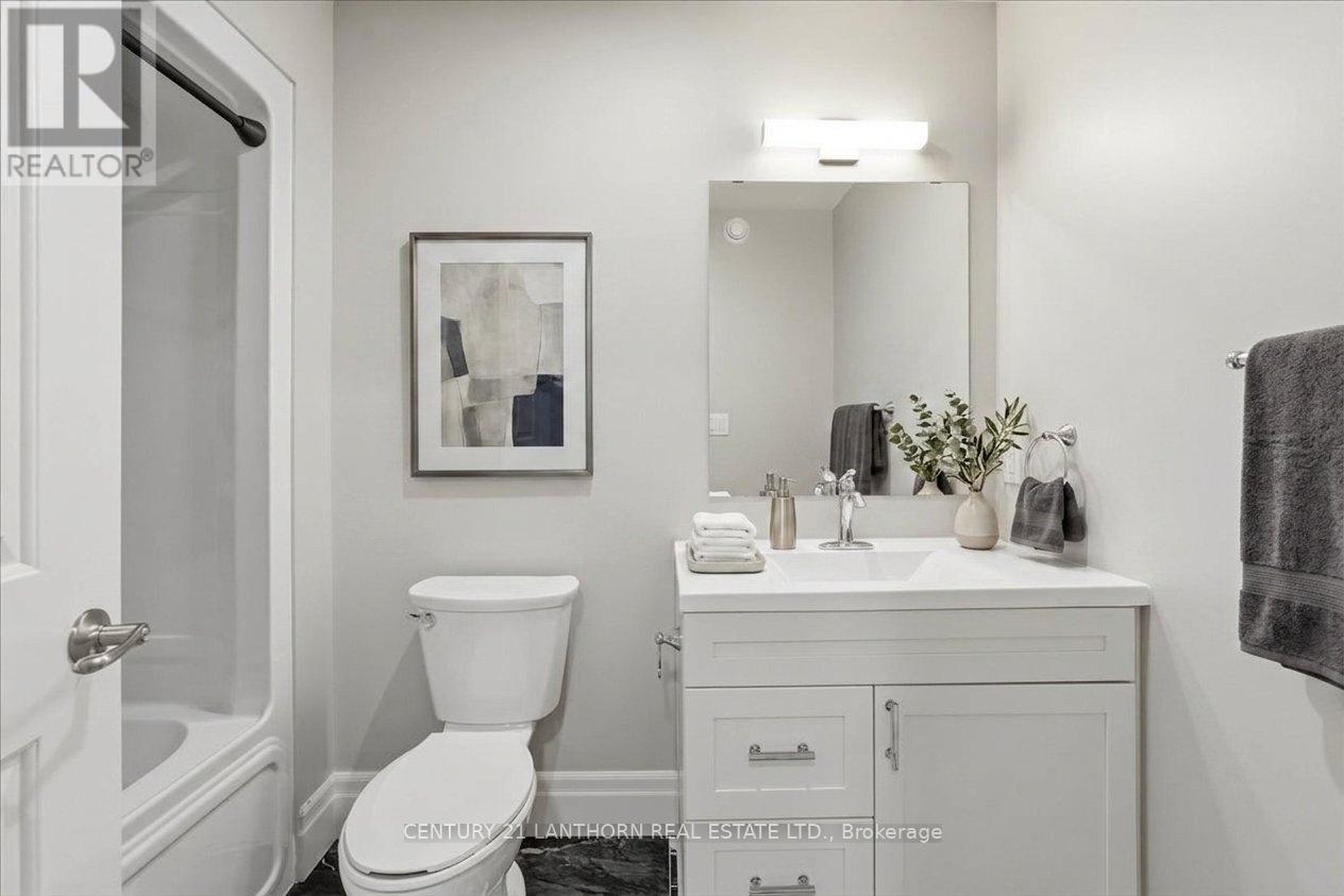 75 MARKLAND AVENUE - 23