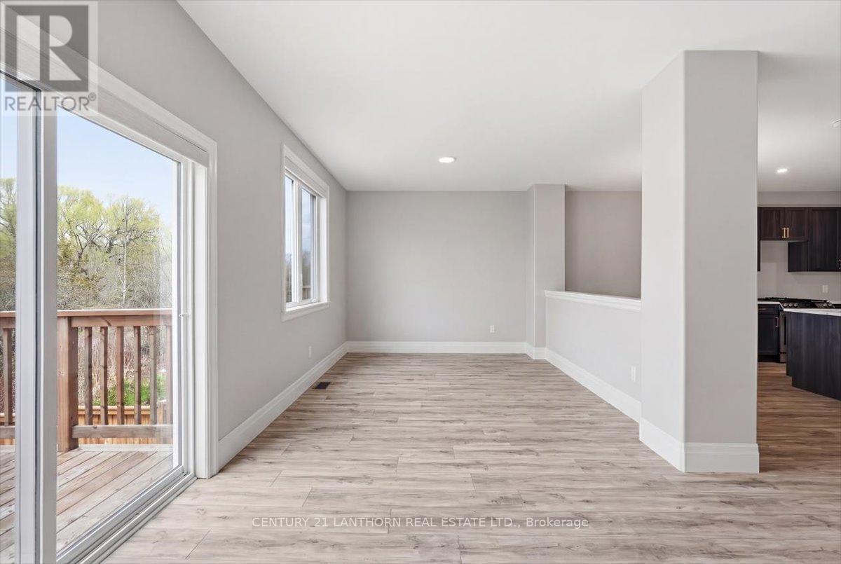 75 MARKLAND AVENUE - 13