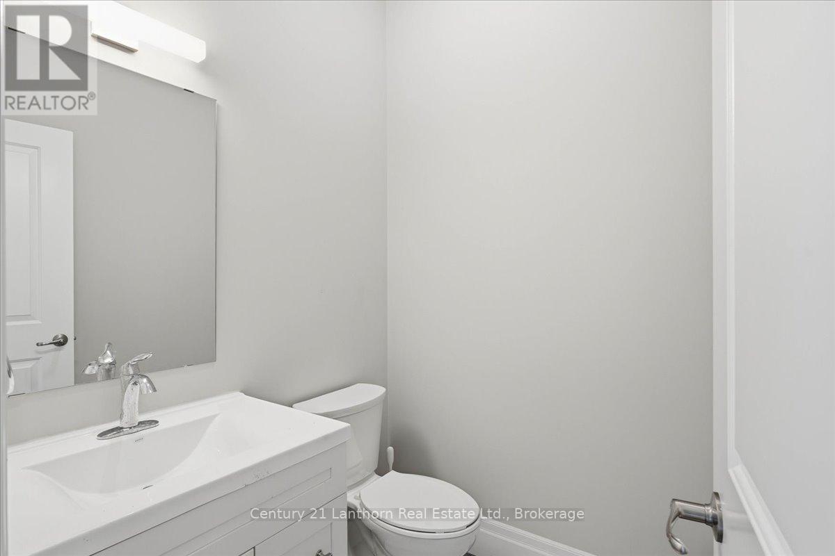 75 MARKLAND AVENUE - 17