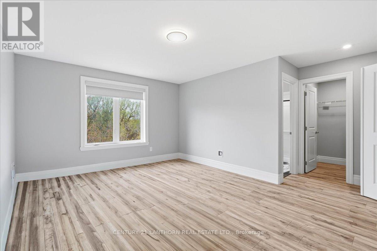 75 MARKLAND AVENUE - 28