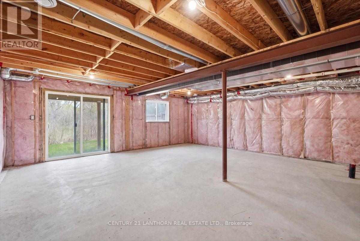 75 MARKLAND AVENUE - 31