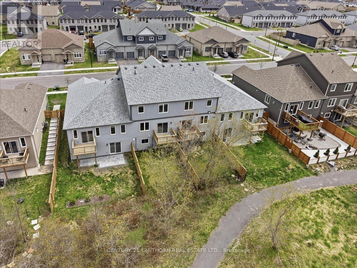 75 MARKLAND AVENUE - 37