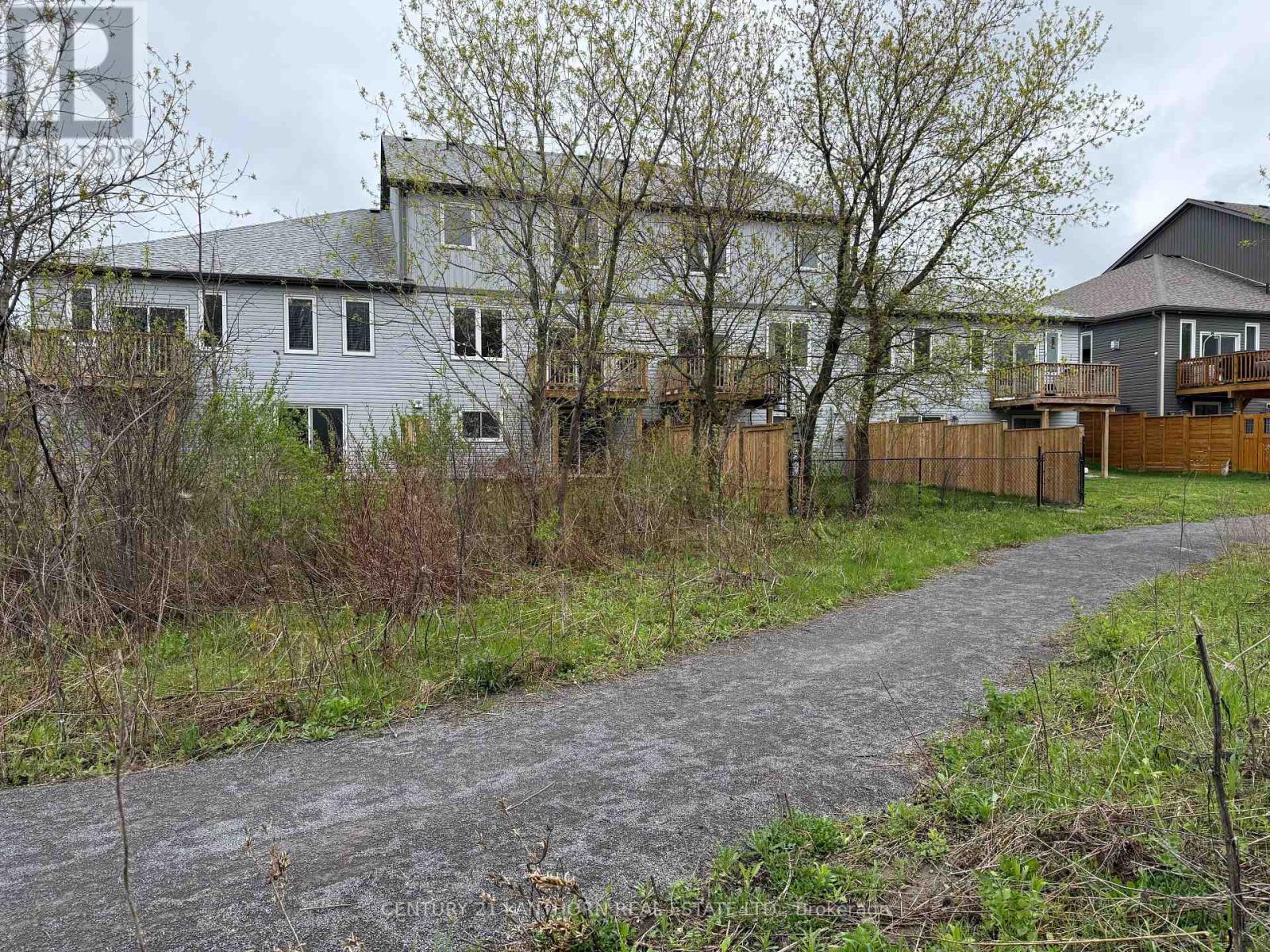 75 MARKLAND AVENUE - 39