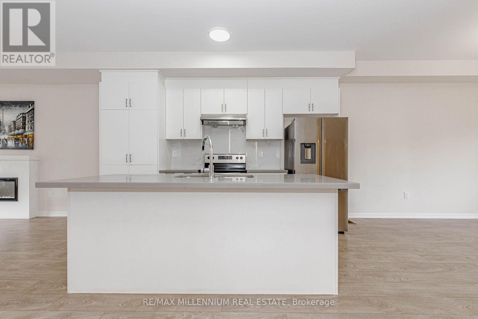 11 LAMBERT LANE - 17