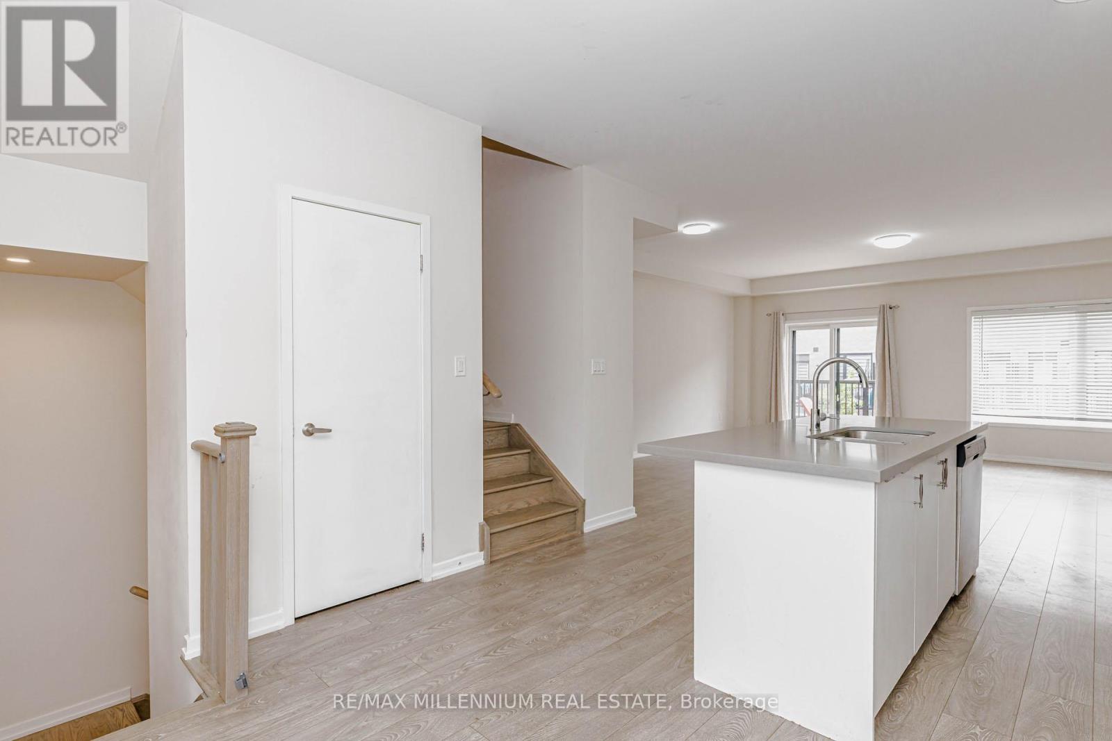 11 LAMBERT LANE - 10