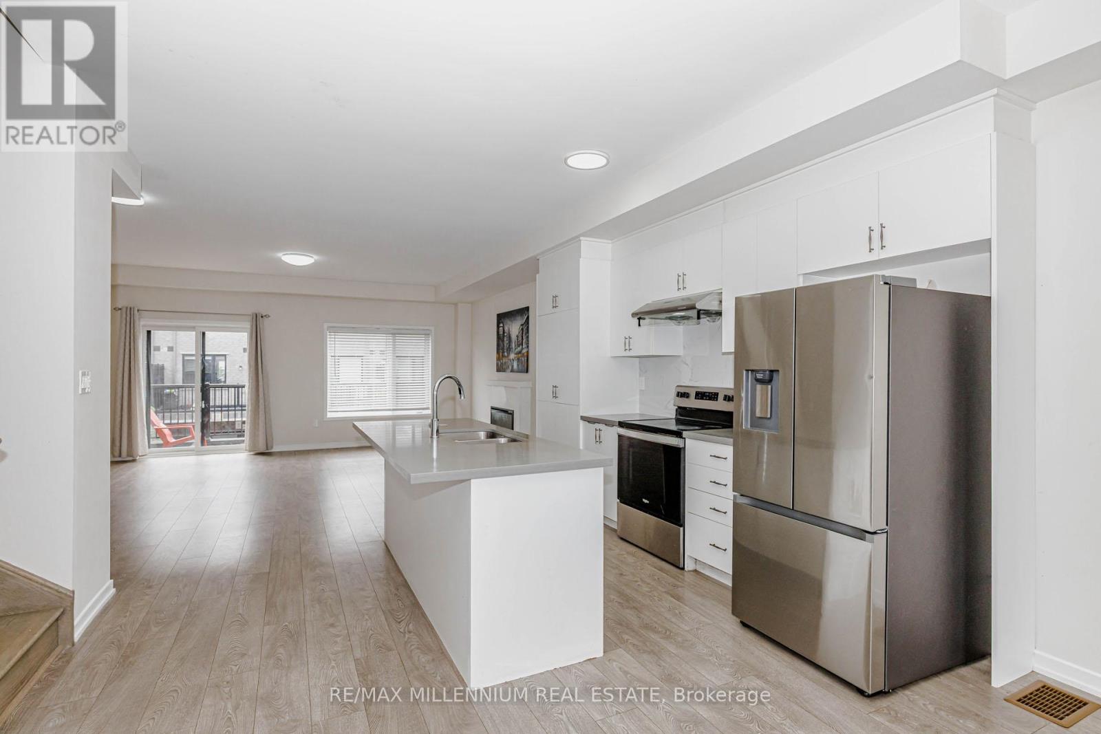 11 LAMBERT LANE - 7