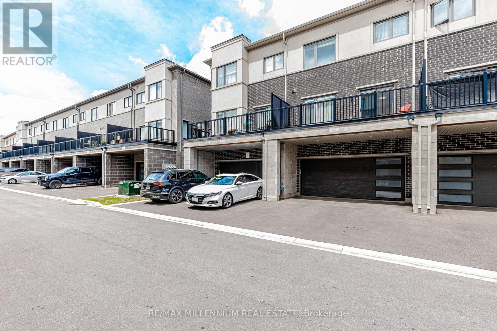 11 LAMBERT LANE - 47