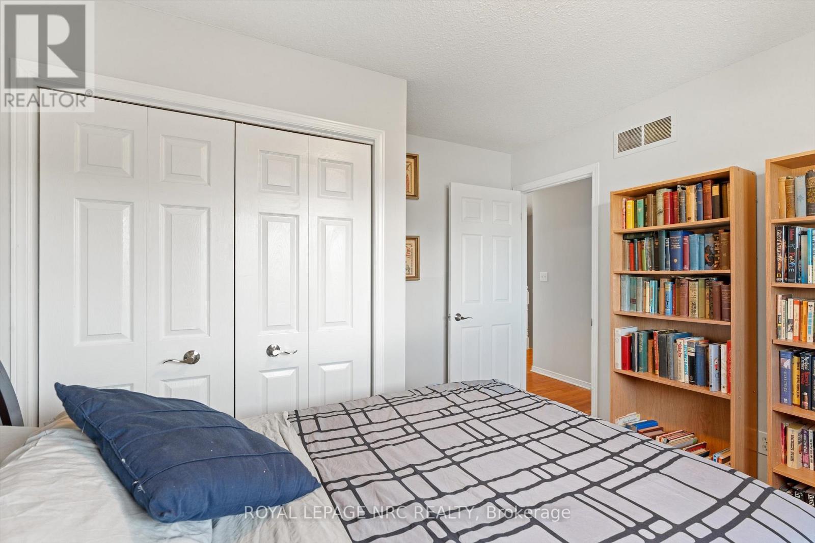 7722 YVETTE CRESCENT - 20