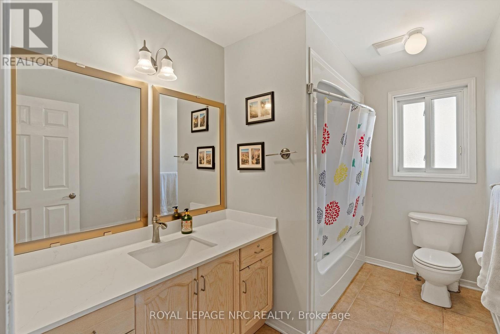 7722 YVETTE CRESCENT - 24