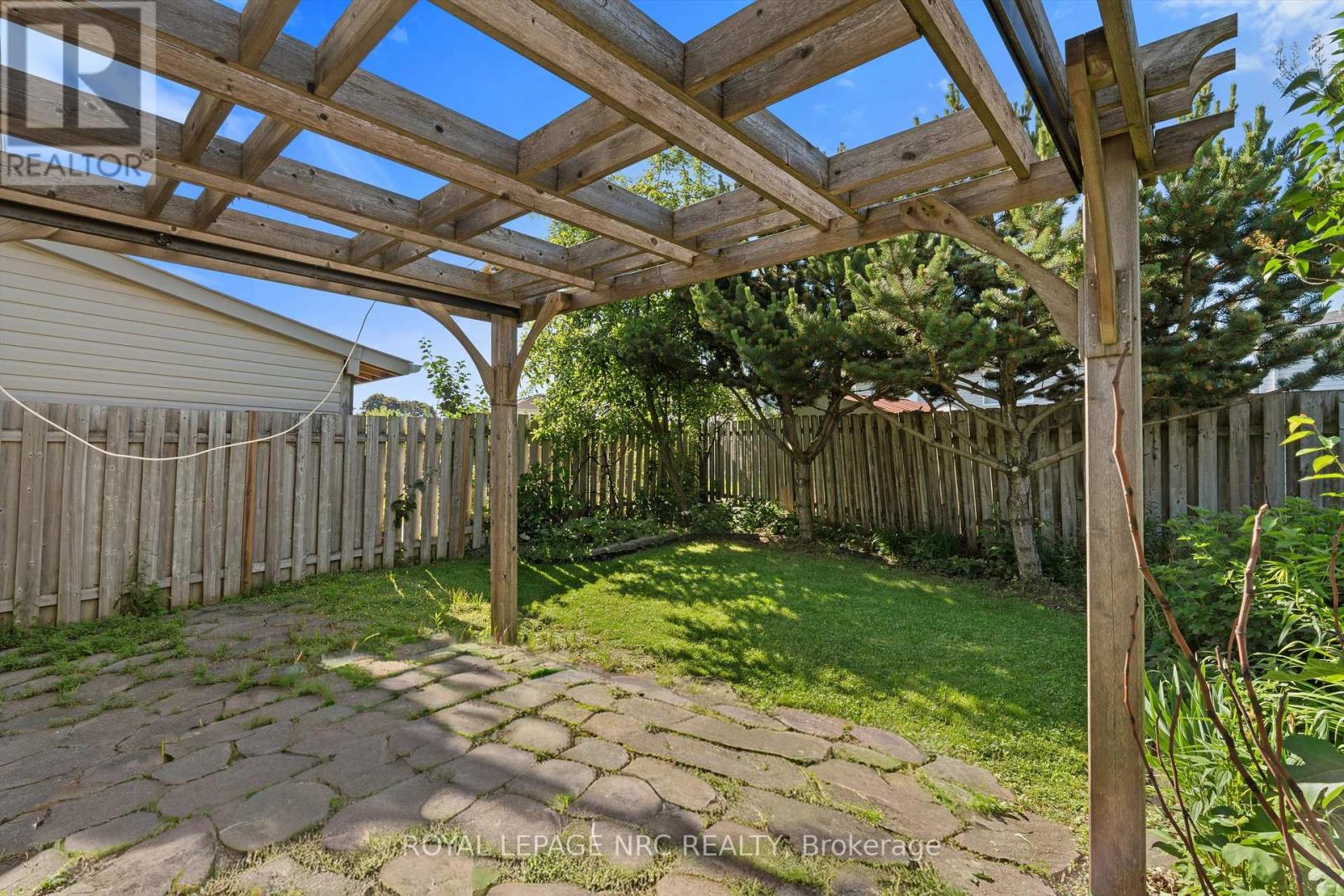 7722 YVETTE CRESCENT - 31