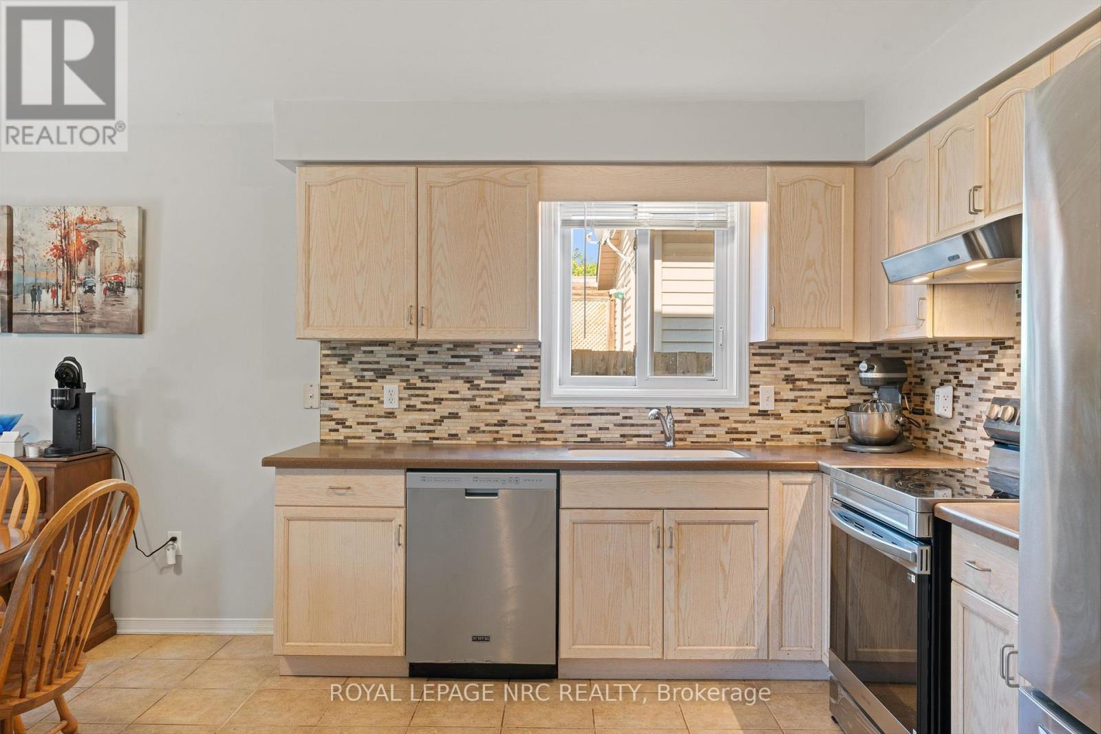 7722 YVETTE CRESCENT - 6