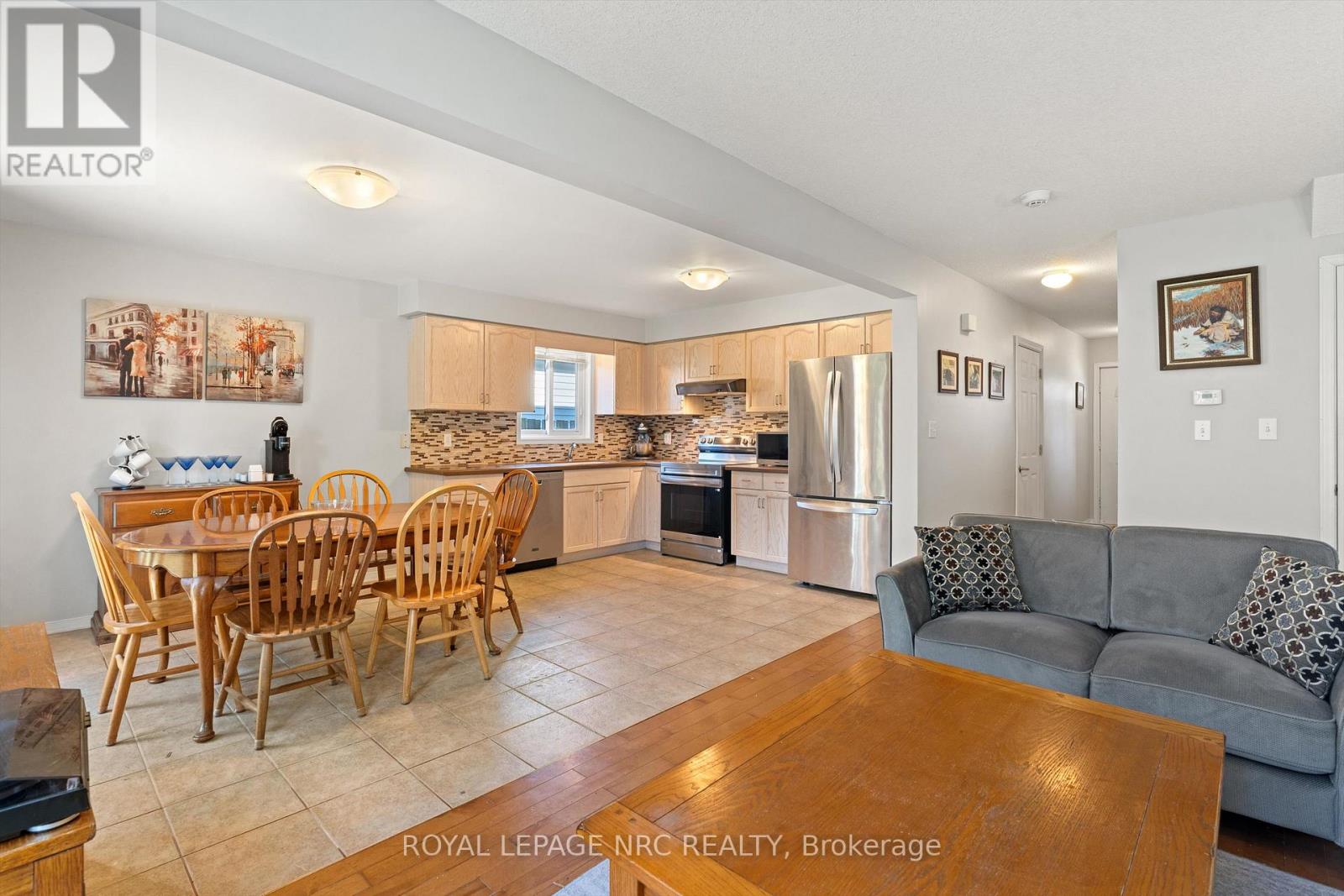 7722 YVETTE CRESCENT - 7