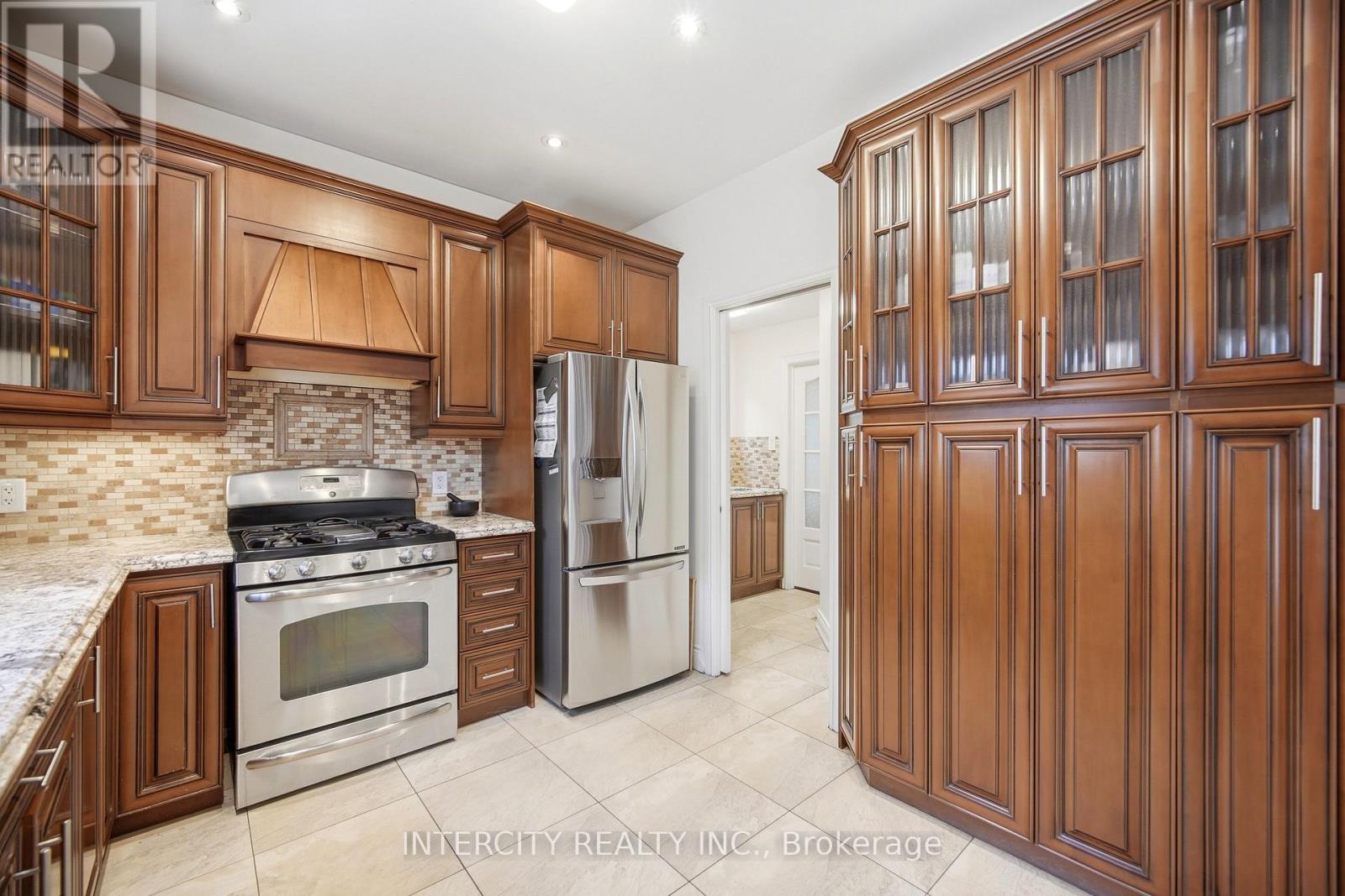 25 LOCKHEED BOULEVARD - 11