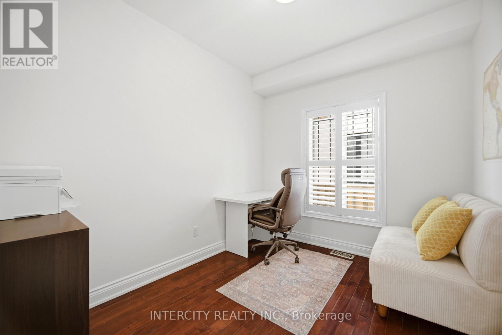25 LOCKHEED BOULEVARD - 16