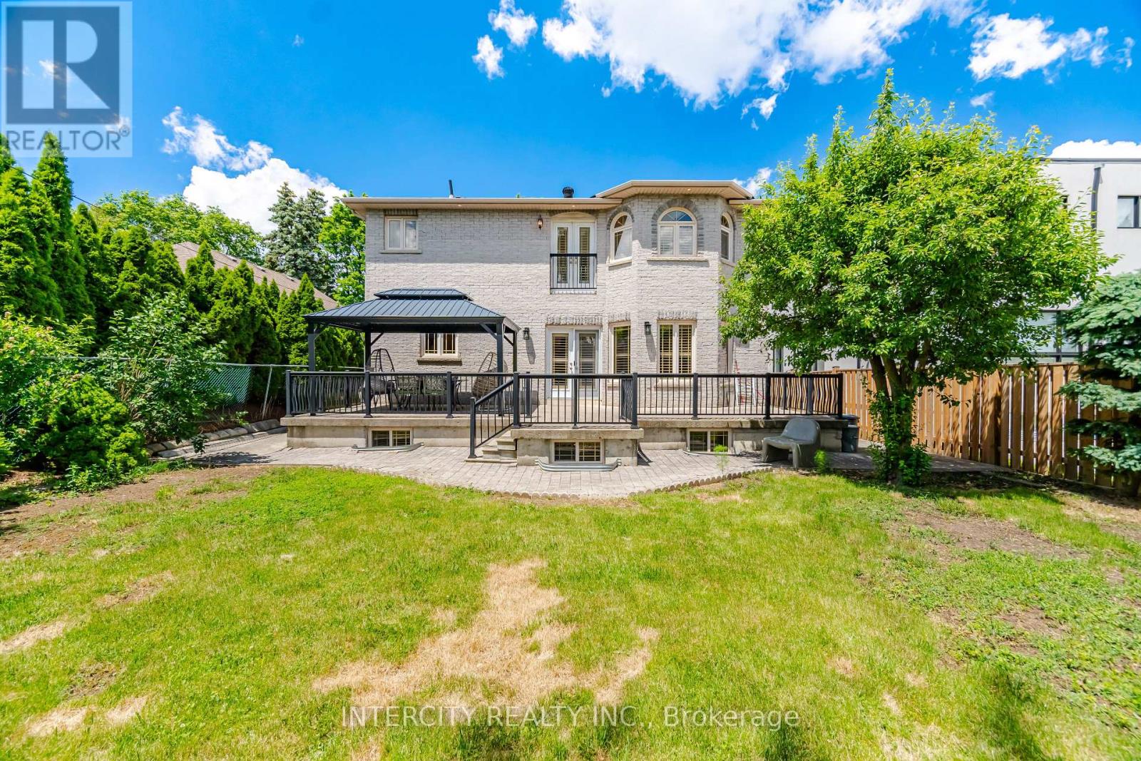 25 LOCKHEED BOULEVARD - 44