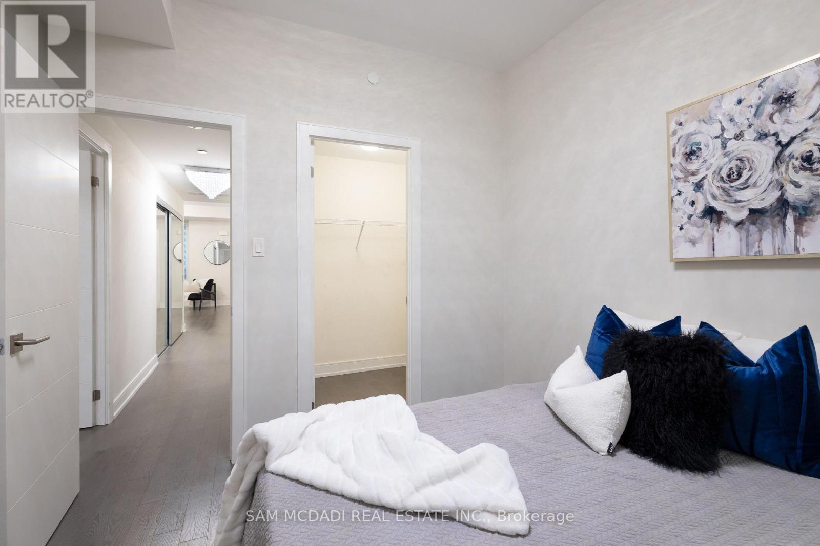 #1 670 ATWATER AVENUE - 20
