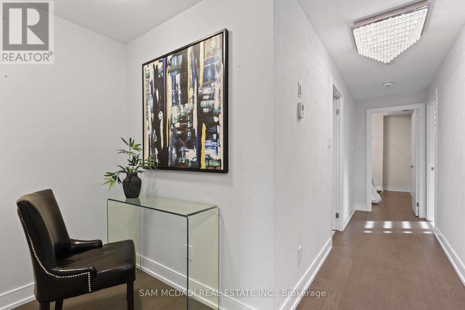 #1 670 ATWATER AVENUE - 7