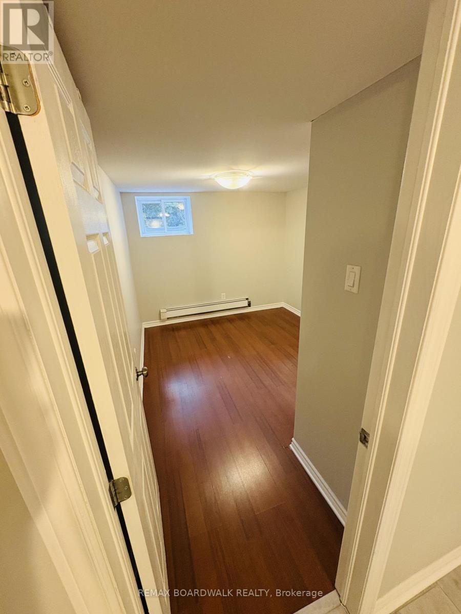 320 LAURIER AVENUE E - 22