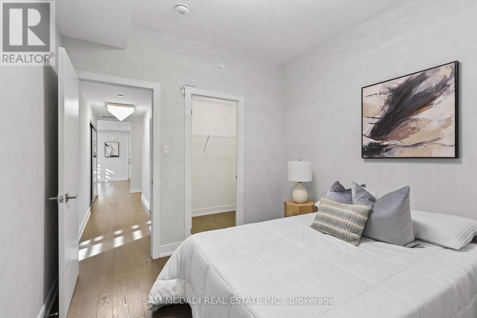 #1 670 ATWATER AVENUE - 13