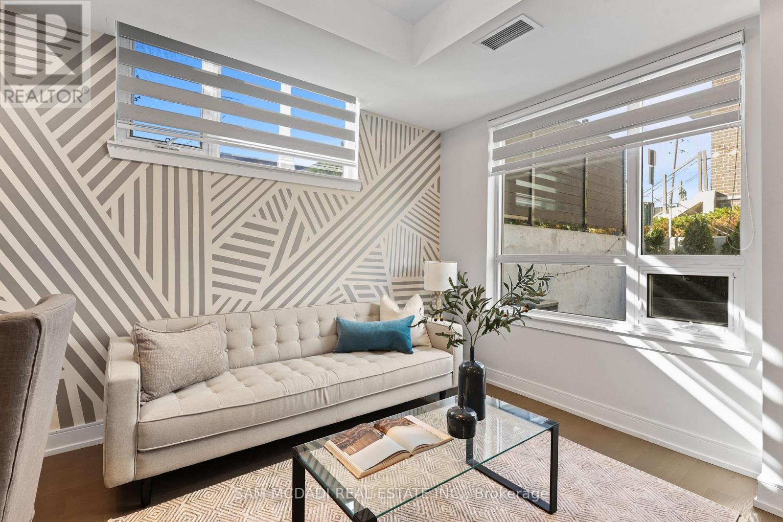 #1 670 ATWATER AVENUE - 4