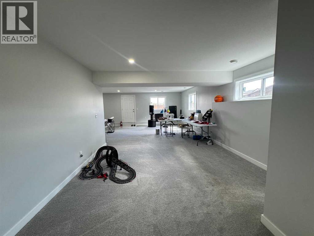 6812 50 Avenue - 34