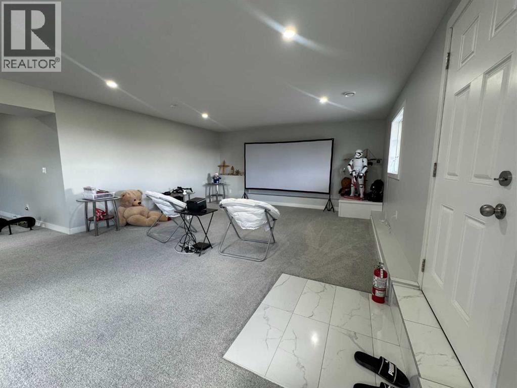 6812 50 Avenue - 37