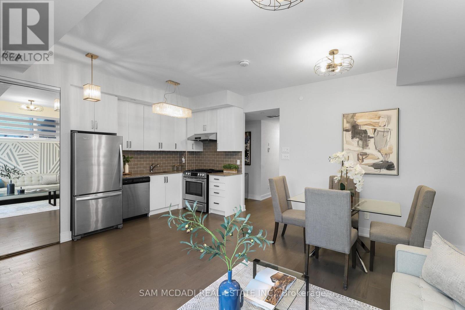 #1 670 ATWATER AVENUE - 15
