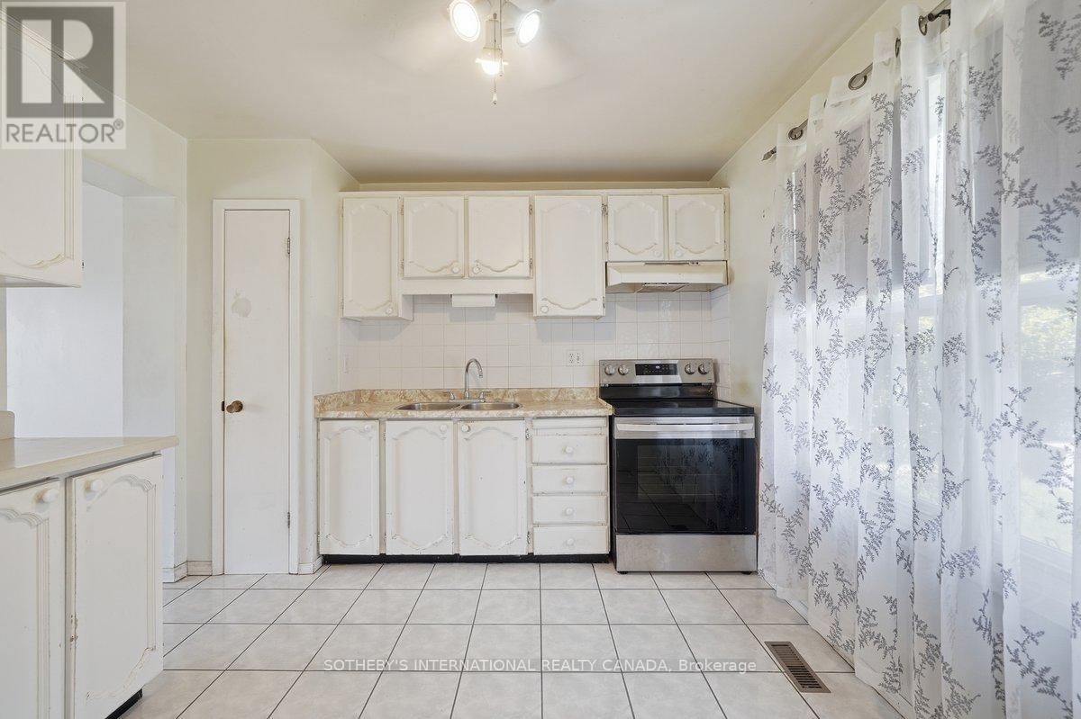 #34 120 FALCONER DRIVE - 6