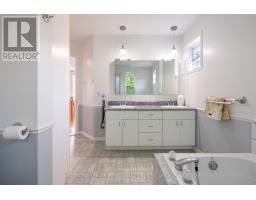 Loft - 6123 Macbain Street, South Glengarry, ON K0C1E0 Photo 13