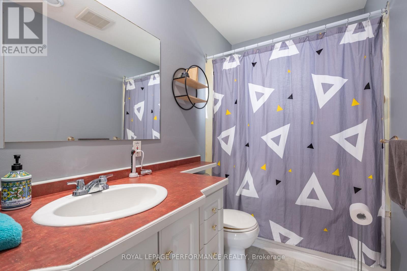 6123 MACBAIN STREET - 22