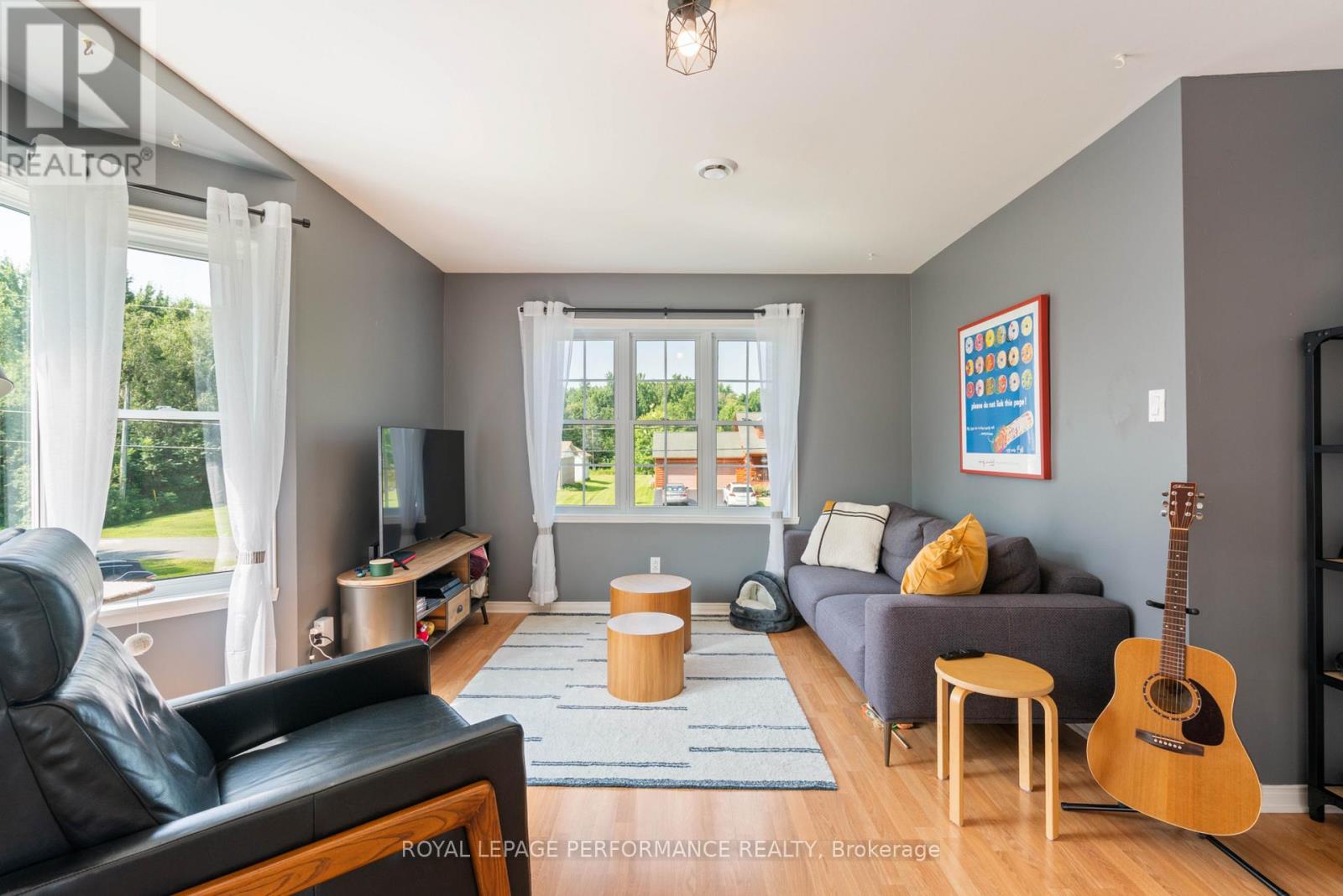 6123 MACBAIN STREET - 18