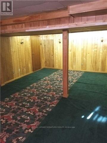 216 WALES CRESCENT - 15