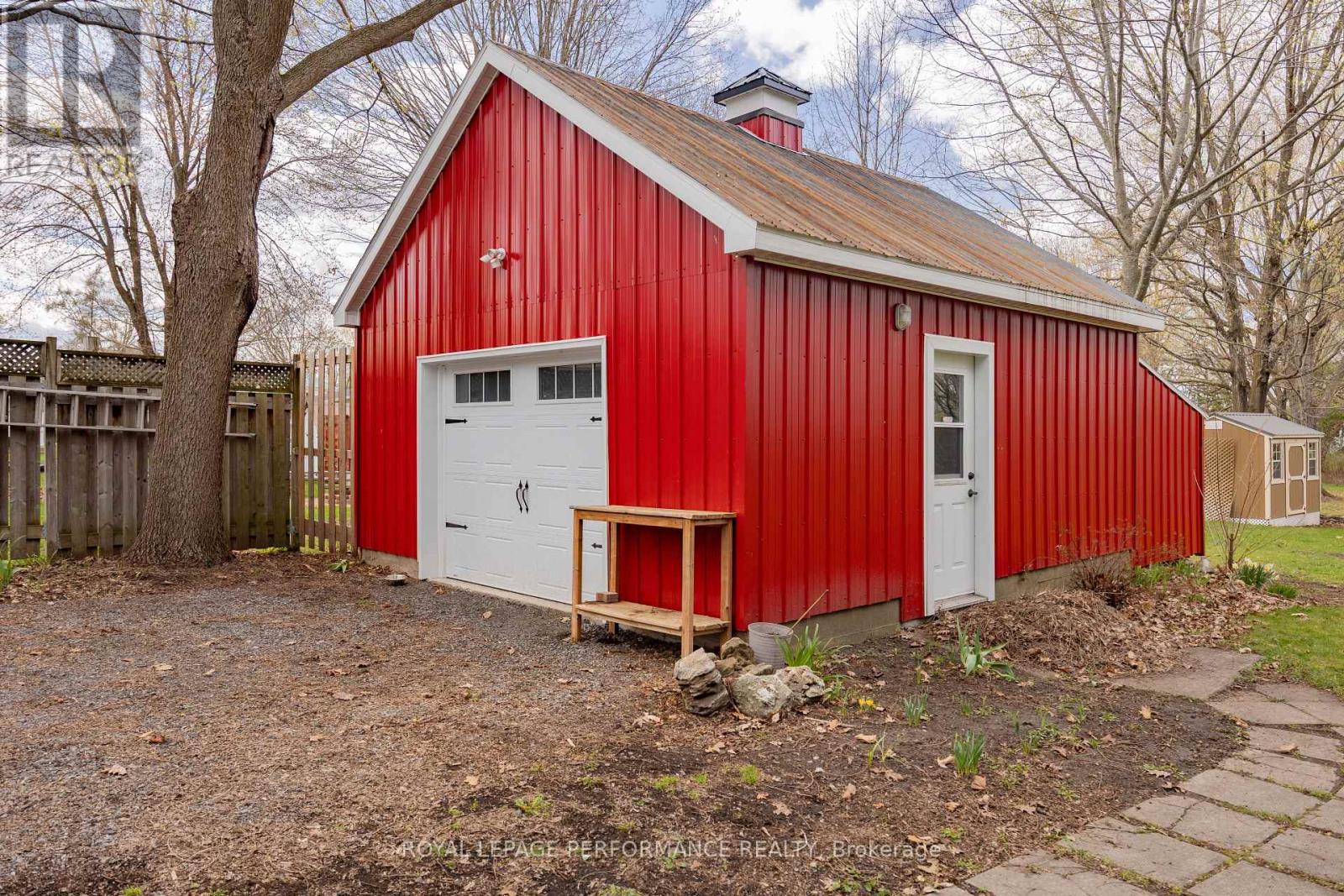 147 MCCORMICK ROAD - 25