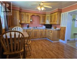 83 Northshore Road thumbnail 6