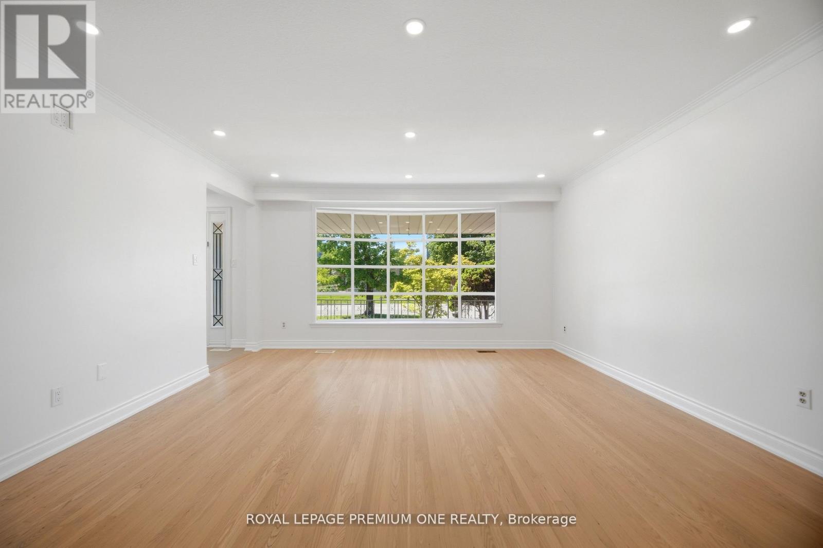 3195 GOLDEN ORCHARD DRIVE - 13