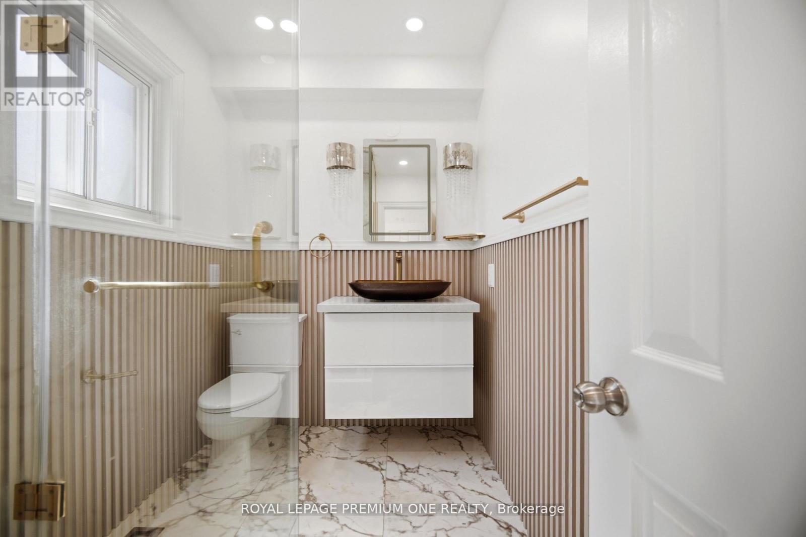 3195 GOLDEN ORCHARD DRIVE - 20
